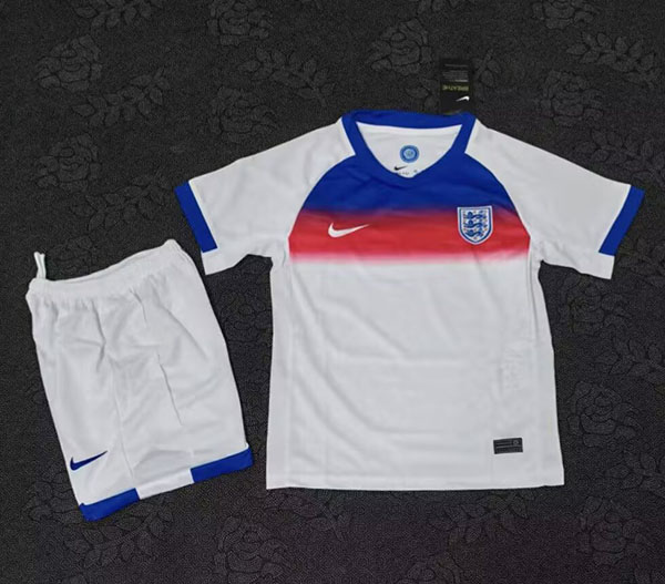 2025-26 England home kids