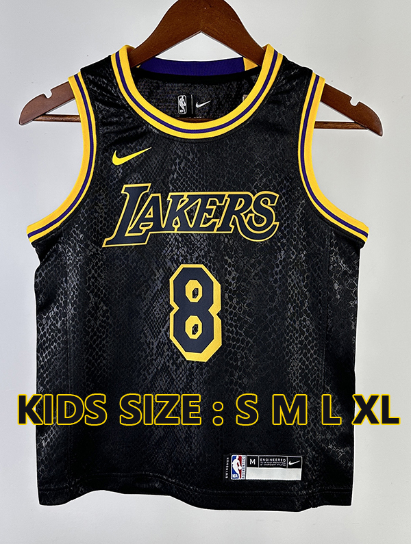 L.A. black Black Mamba edition KIDS Size &BRYANT 8