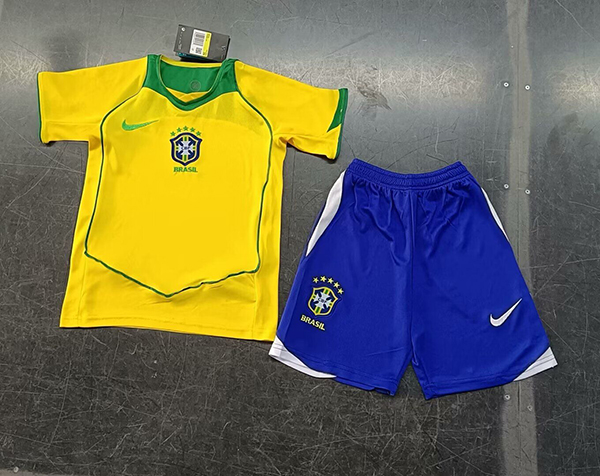 Brazil 04 Retro home kids