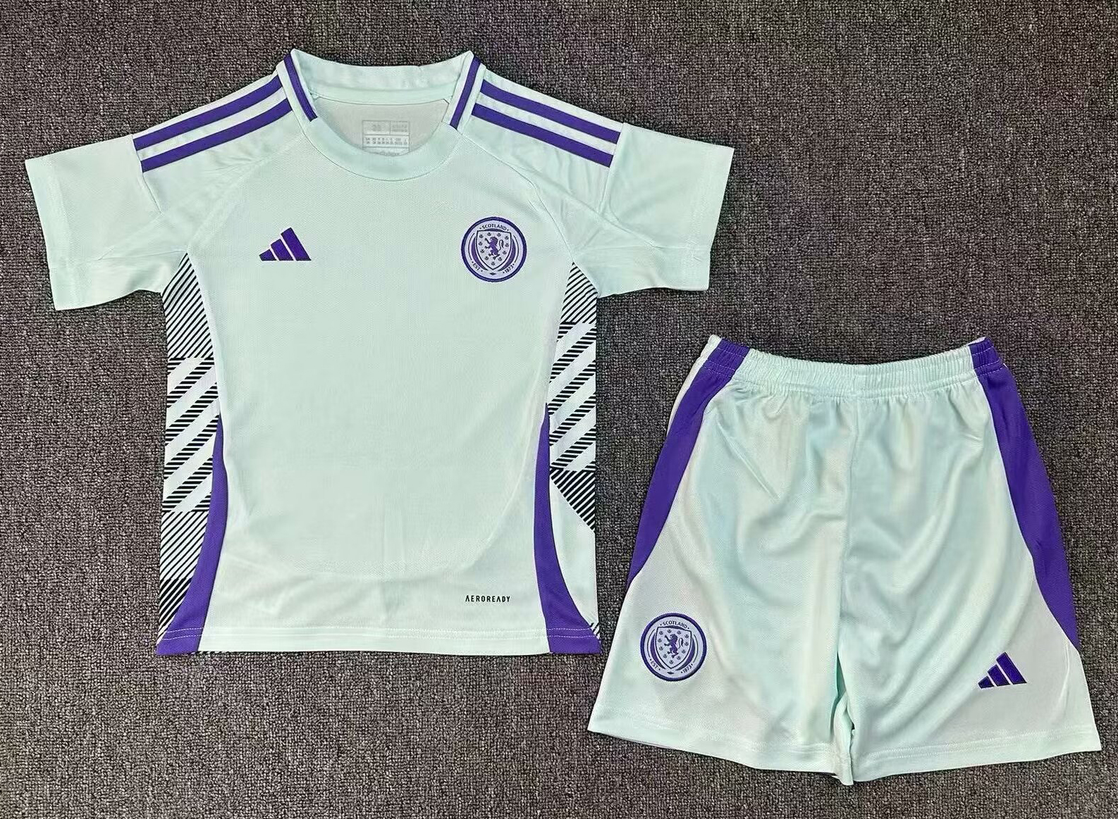 2024-25 Scotland away kids