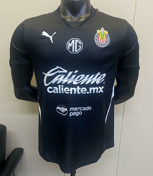 2024-25 chivas GK player version