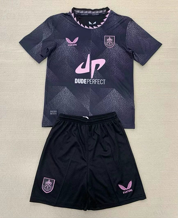 2024-25 Burnley away kids