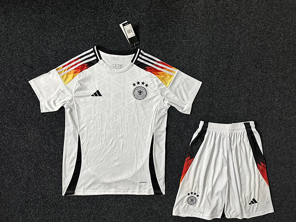 2024-25 Germany home kids